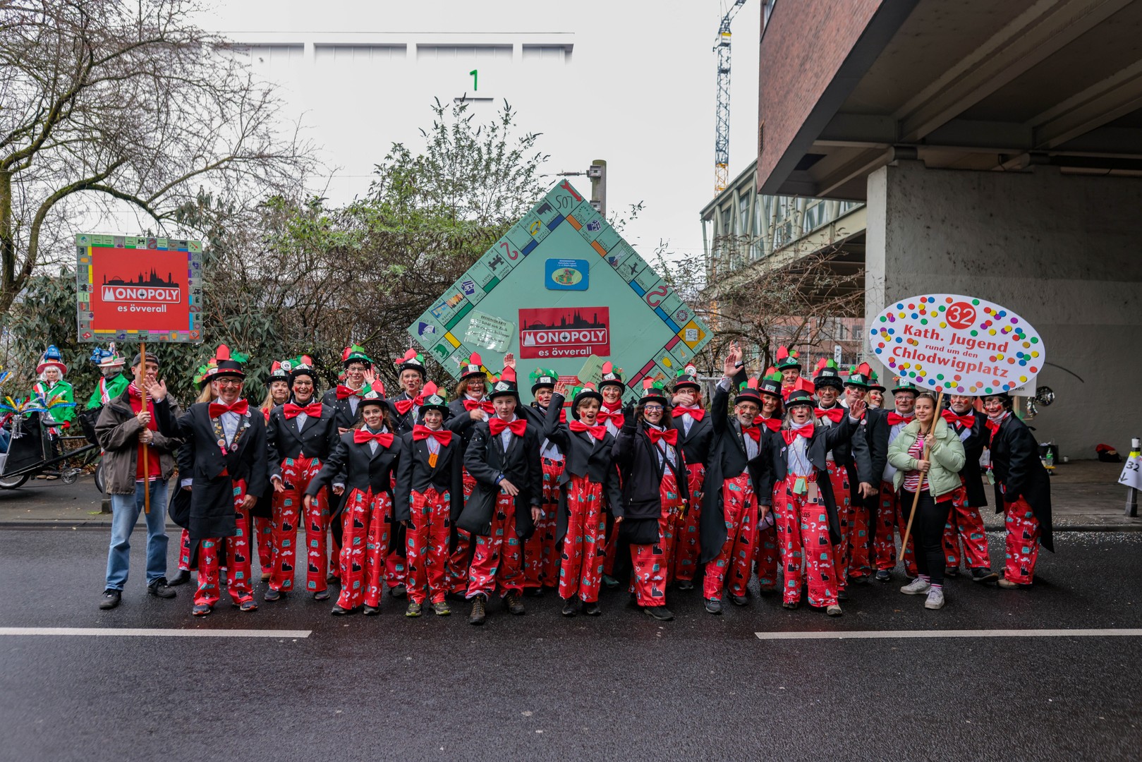 Kostümpreis Gruppe 32 Kath. Jugend rund um den Chlodwigplatz