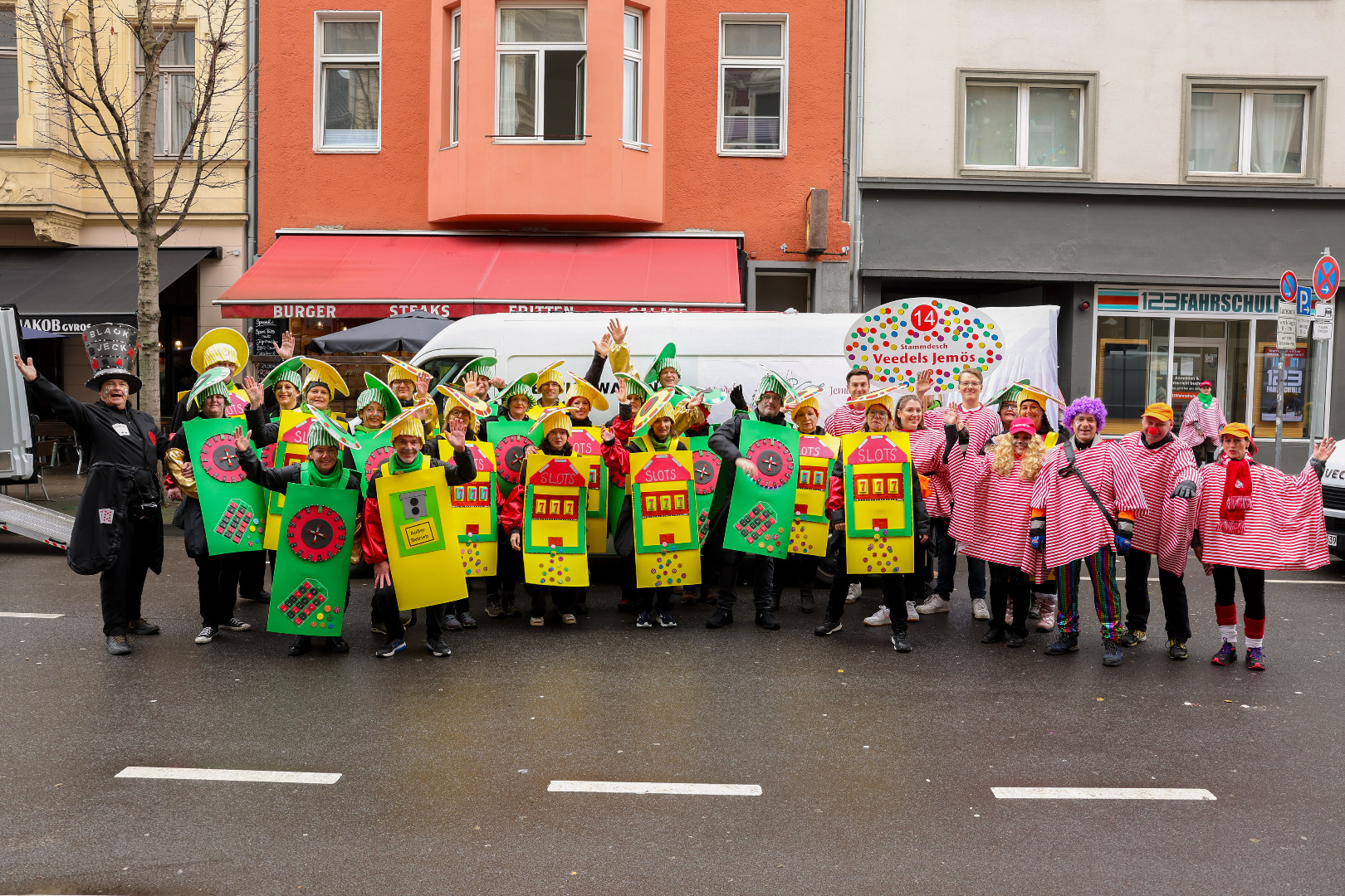 Kostümpreis Gruppe 24 Stammtisch Veedelsjemös